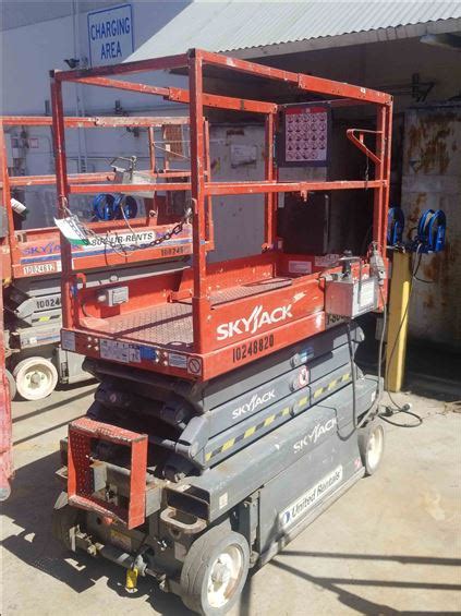 scissor lift rental santa maria